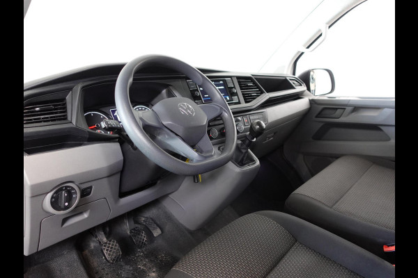 Volkswagen Transporter 2.0 TDI L1H1 Navigatie Apple carplay Cruise Control Parkeersensoren Airco Euro6