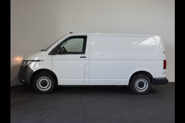Volkswagen Transporter 2.0 TDI L1H1 Navigatie Apple carplay Cruise Control Parkeersensoren Airco Euro6