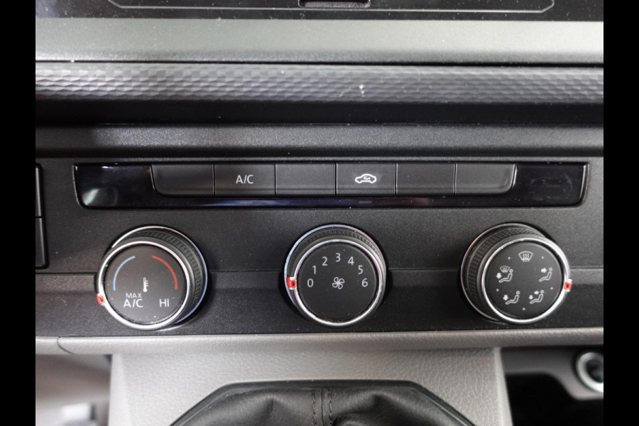 Volkswagen Transporter 2.0 TDI L1H1 Navigatie Apple carplay Cruise Control Parkeersensoren Airco Euro6