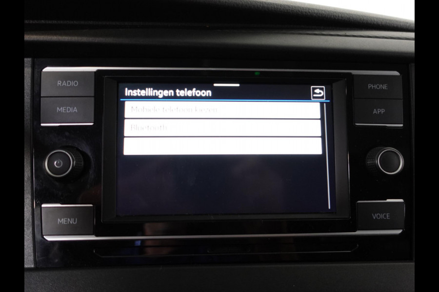 Volkswagen Transporter 2.0 TDI L1H1 Navigatie Apple carplay Cruise Control Parkeersensoren Airco Euro6