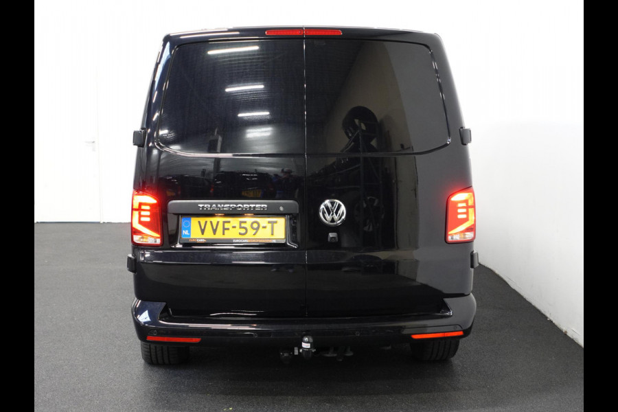 Volkswagen Transporter 150pk Automaat L2H1 High line Airco Cruise Navi Parkeersensoren