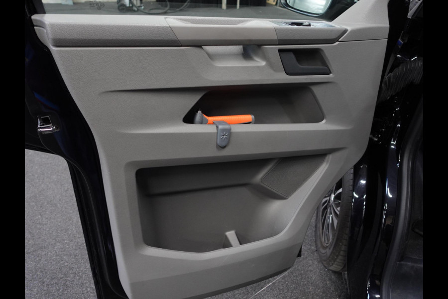 Volkswagen Transporter 150pk Automaat L2H1 High line Airco Cruise Navi Parkeersensoren