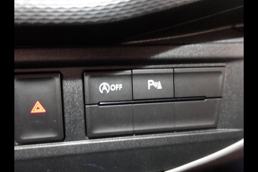 Volkswagen Transporter 150pk Automaat L2H1 High line Airco Cruise Navi Parkeersensoren