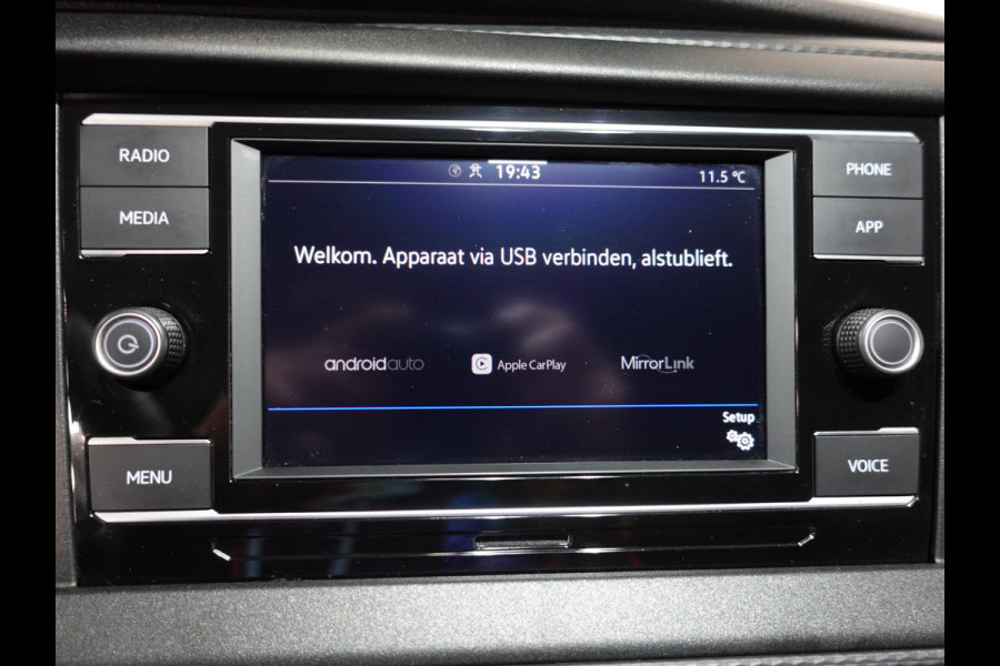 Volkswagen Transporter 150pk Automaat L2H1 High line Airco Cruise Navi Parkeersensoren