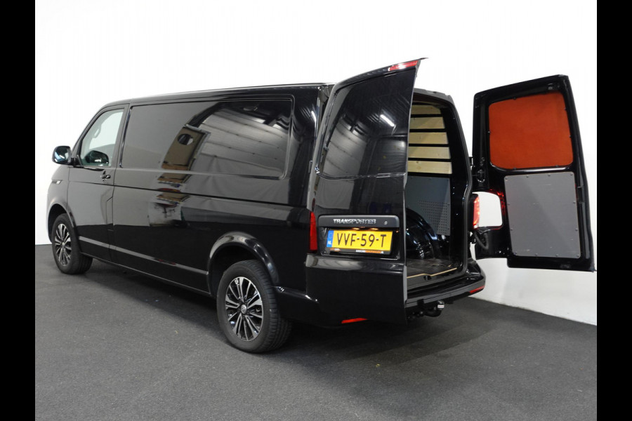 Volkswagen Transporter 150pk Automaat L2H1 High line Airco Cruise Navi Parkeersensoren