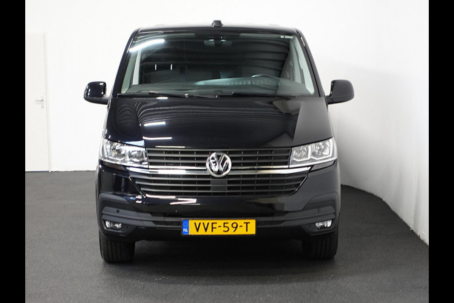 Volkswagen Transporter 150pk Automaat L2H1 High line Airco Cruise Navi Parkeersensoren