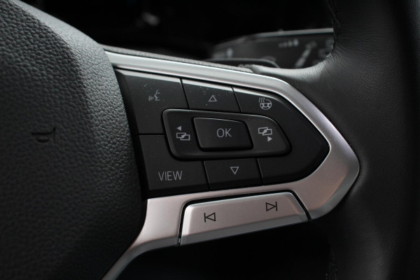 Volkswagen Golf 1.5 eTSI 150pk DSG Style Demo! | Navigatie | Climate control | Camera | PDSC | DAB | Led | Adaptive Cruise control