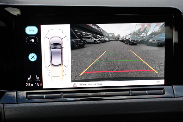 Volkswagen Golf 1.5 eTSI 150pk DSG Style Demo! | Navigatie | Climate control | Camera | PDSC | DAB | Led | Adaptive Cruise control