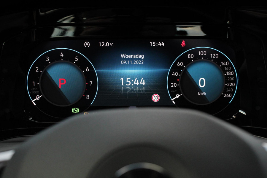 Volkswagen Golf 1.5 eTSI 150pk DSG Style Demo! | Navigatie | Climate control | Camera | PDSC | DAB | Led | Adaptive Cruise control