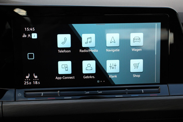 Volkswagen Golf 1.5 eTSI 150pk DSG Style Demo! | Navigatie | Climate control | Camera | PDSC | DAB | Led | Adaptive Cruise control