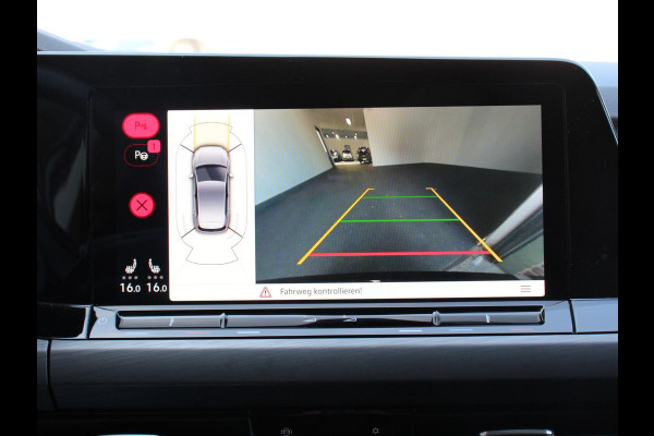 Volkswagen Golf 1.5 eTSI 150pk DSG Style Climate control Adaptive cruise control Navigatie LED Sfeerverlichting Voorstoelen verwarmd Apple Carplay/ Android Auto Lichtmetalen Velgen