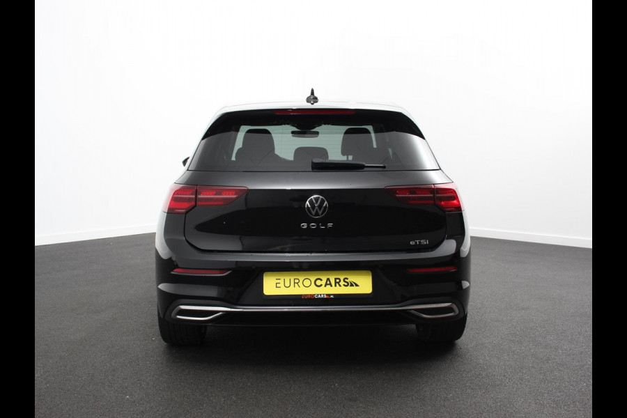 Volkswagen Golf 1.5 eTSI 150pk DSG Style Climate control Adaptive cruise control Navigatie LED Sfeerverlichting Voorstoelen verwarmd Apple Carplay/ Android Auto Lichtmetalen Velgen