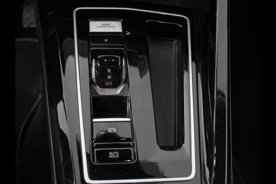 Volkswagen Golf 1.5 eTSI 150pk DSG Style Climate control Adaptive cruise control Navigatie LED Sfeerverlichting Voorstoelen verwarmd Apple Carplay/ Android Auto Lichtmetalen Velgen