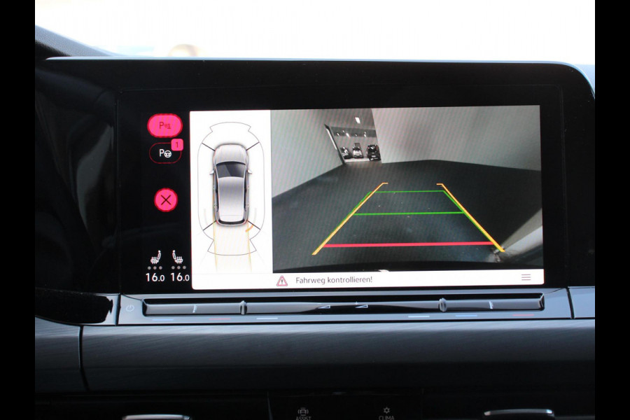 Volkswagen Golf 1.5 eTSI 150pk DSG Style Climate control Adaptive cruise control Navigatie LED Sfeerverlichting Voorstoelen verwarmd Apple Carplay/ Android Auto Lichtmetalen Velgen