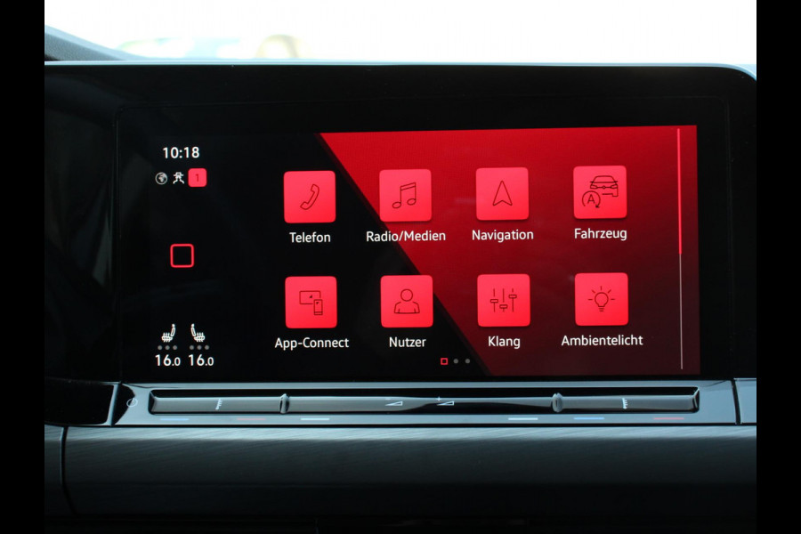 Volkswagen Golf 1.5 eTSI 150pk DSG Style Climate control Adaptive cruise control Navigatie LED Sfeerverlichting Voorstoelen verwarmd Apple Carplay/ Android Auto Lichtmetalen Velgen