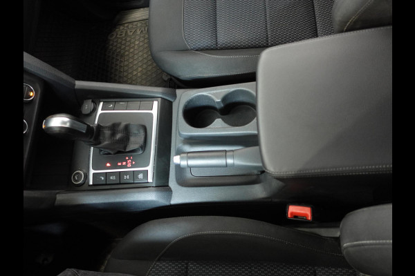 Volkswagen Amarok 3.0 TDI 4Motion Highline Automaat Airco Bluetooth Cruise Navi PDC