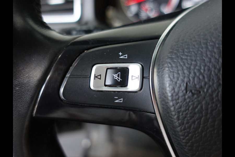Volkswagen Amarok 3.0 TDI 4Motion Highline Automaat Airco Bluetooth Cruise Navi PDC