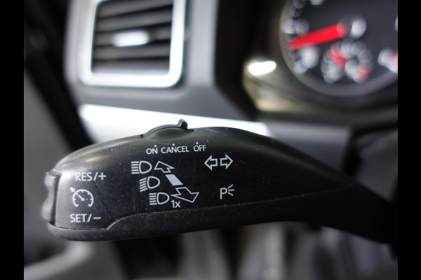 Volkswagen Amarok 3.0 TDI 4Motion Highline Automaat Airco Bluetooth Cruise Navi PDC