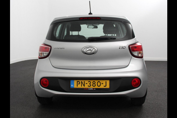 Hyundai i10 1.0i Comfort Airco Cruise control Navigatie Lichtmetalen velgen Radio Apple Carplay/ Android auto