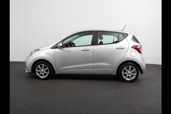 Hyundai i10 1.0i Comfort Airco Cruise control Navigatie Lichtmetalen velgen Radio Apple Carplay/ Android auto