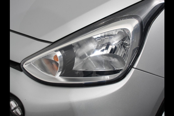 Hyundai i10 1.0i Comfort Airco Cruise control Navigatie Lichtmetalen velgen Radio Apple Carplay/ Android auto