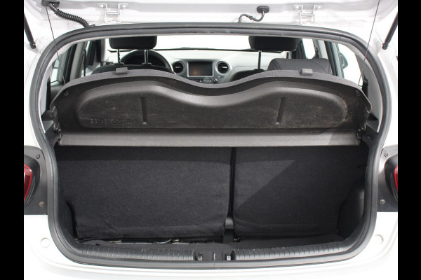 Hyundai i10 1.0i Comfort Airco Cruise control Navigatie Lichtmetalen velgen Radio Apple Carplay/ Android auto