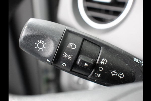 Hyundai i10 1.0i Comfort Airco Cruise control Navigatie Lichtmetalen velgen Radio Apple Carplay/ Android auto