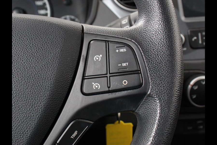 Hyundai i10 1.0i Comfort Airco Cruise control Navigatie Lichtmetalen velgen Radio Apple Carplay/ Android auto