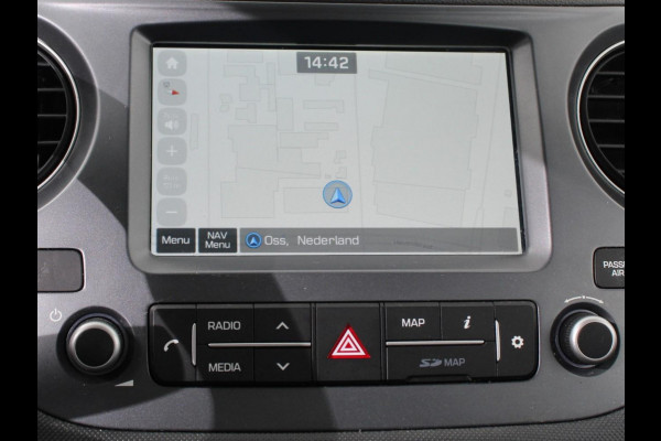 Hyundai i10 1.0i Comfort Airco Cruise control Navigatie Lichtmetalen velgen Radio Apple Carplay/ Android auto