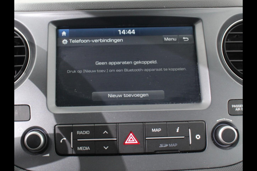 Hyundai i10 1.0i Comfort Airco Cruise control Navigatie Lichtmetalen velgen Radio Apple Carplay/ Android auto