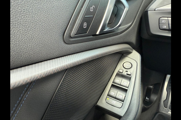 BMW 1-serie 118i - M pakket - Automaat - Panodak - Navi - Org.NL