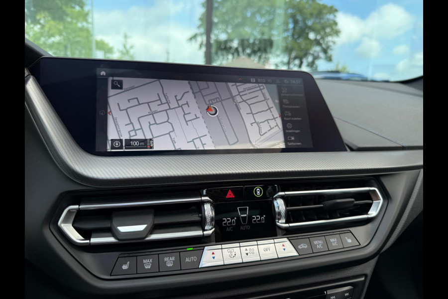 BMW 1-serie 118i - M pakket - Automaat - Panodak - Navi - Org.NL
