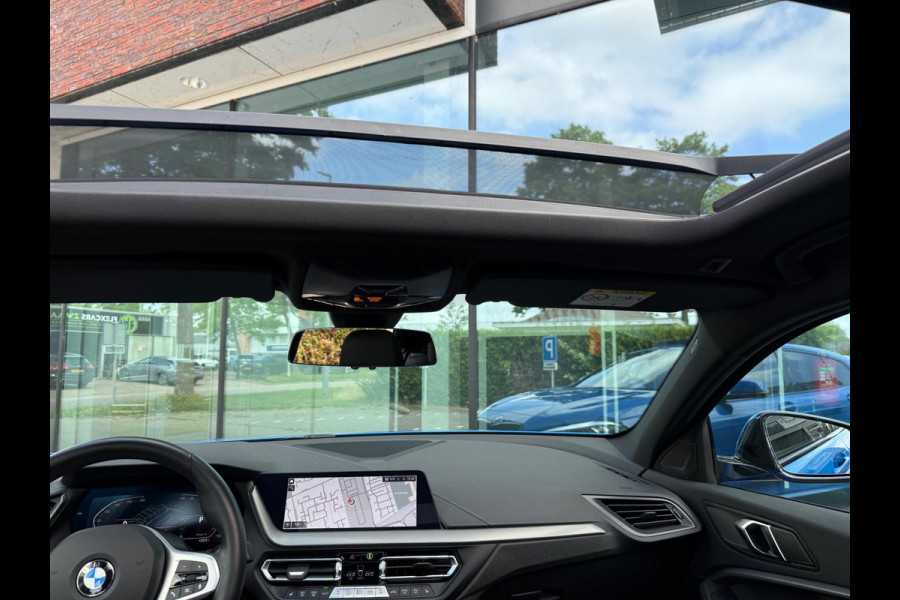 BMW 1-serie 118i - M pakket - Automaat - Panodak - Navi - Org.NL