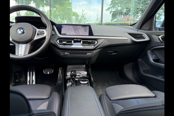 BMW 1-serie 118i - M pakket - Automaat - Panodak - Navi - Org.NL