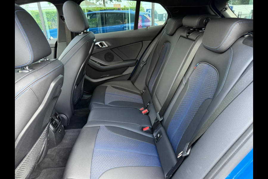 BMW 1-serie 118i - M pakket - Automaat - Panodak - Navi - Org.NL