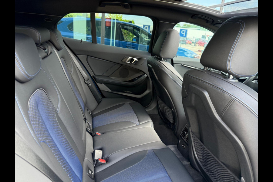 BMW 1-serie 118i - M pakket - Automaat - Panodak - Navi - Org.NL