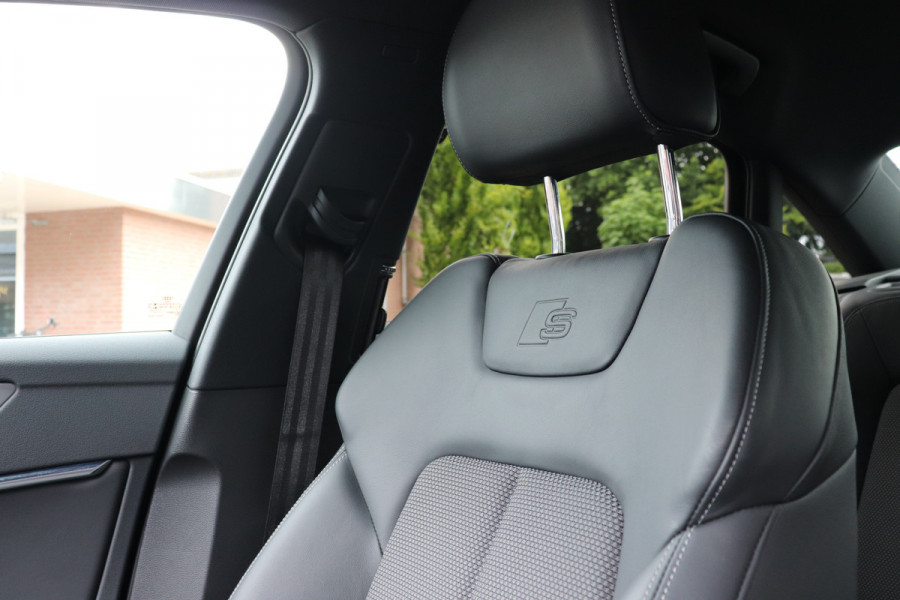 Audi A6 Limousine 50 TFSI e Quattro (2x) S-line 21" PDC Navi