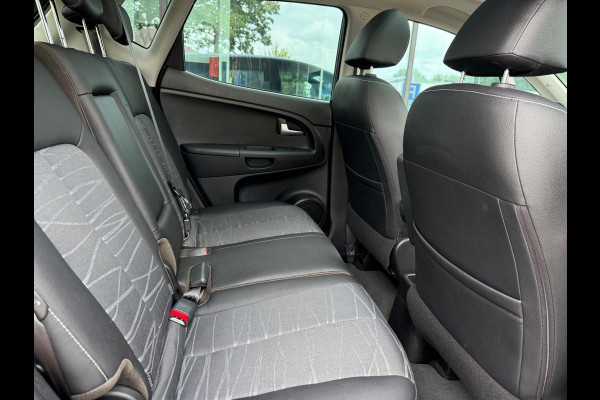 Kia Venga 1.4 CVVT Summer Edition - Navi - Camera - Schuif/panodak - Org.NL