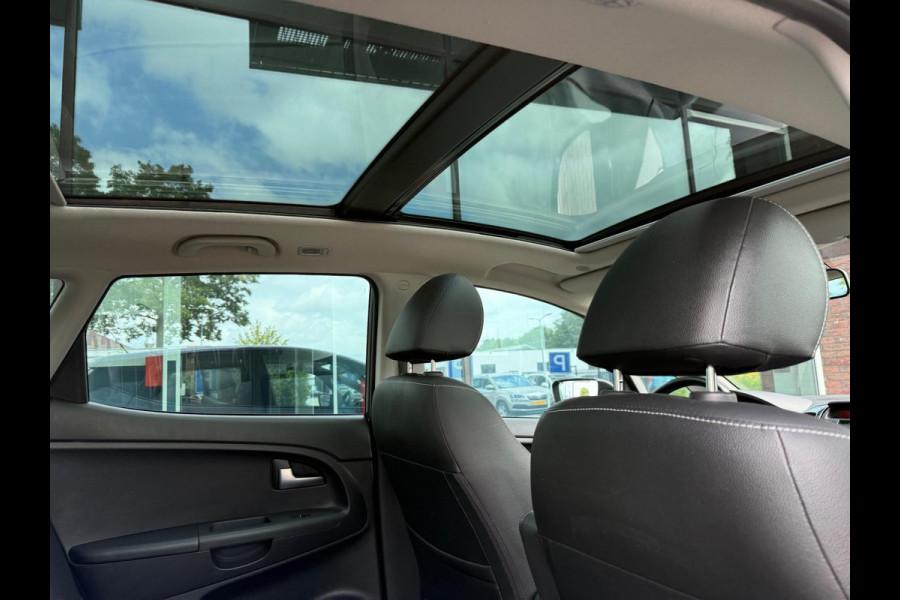 Kia Venga 1.4 CVVT Summer Edition - Navi - Camera - Schuif/panodak - Org.NL
