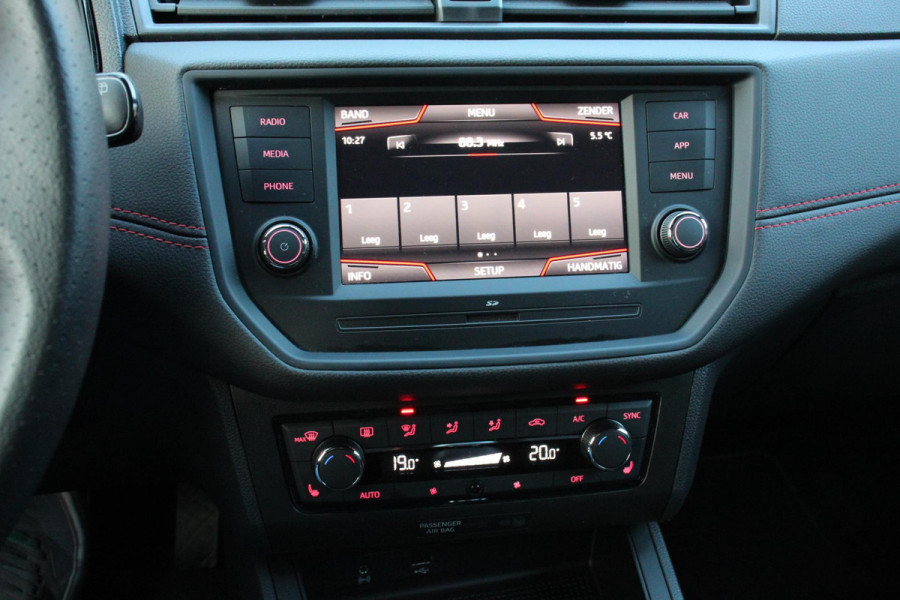 Seat Ibiza 1.0 TSI 116pk FR Climate Control Cruise Control Extra getint glas 17" Lichtmetalen Velgen