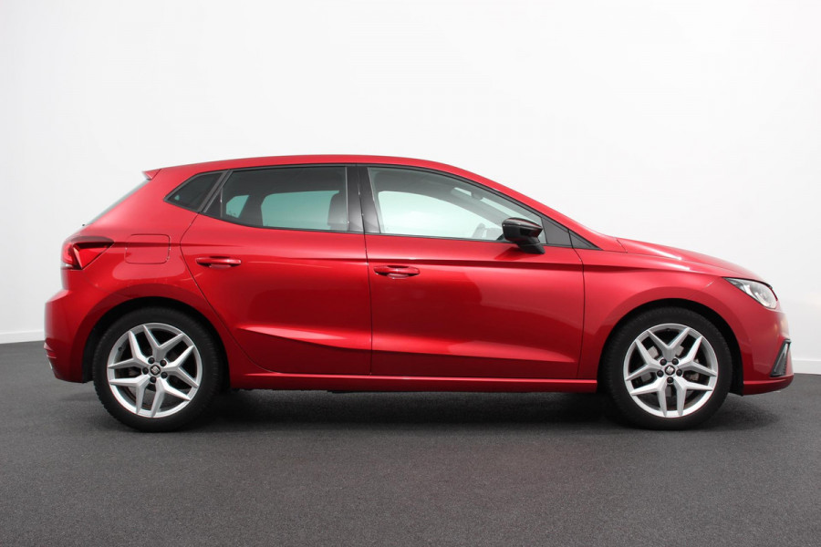 Seat Ibiza 1.0 TSI 116pk FR Climate Control Cruise Control Extra getint glas 17" Lichtmetalen Velgen