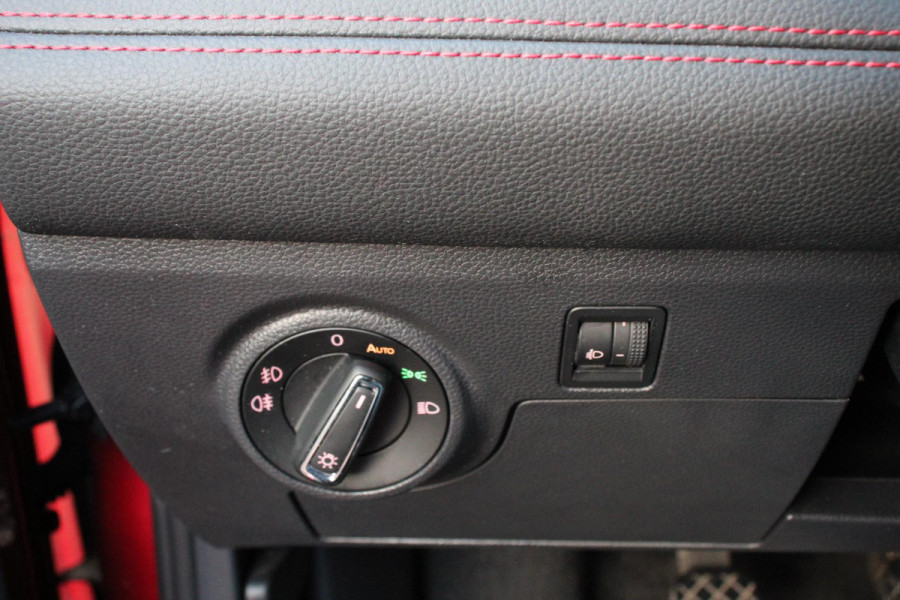 Seat Ibiza 1.0 TSI 116pk FR Climate Control Cruise Control Extra getint glas 17" Lichtmetalen Velgen