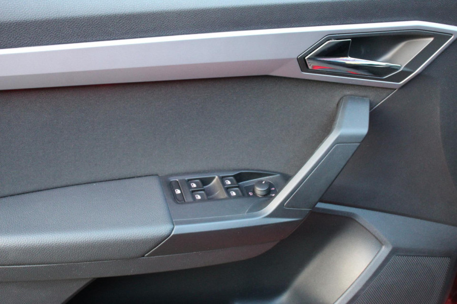 Seat Ibiza 1.0 TSI 116pk FR Climate Control Cruise Control Extra getint glas 17" Lichtmetalen Velgen