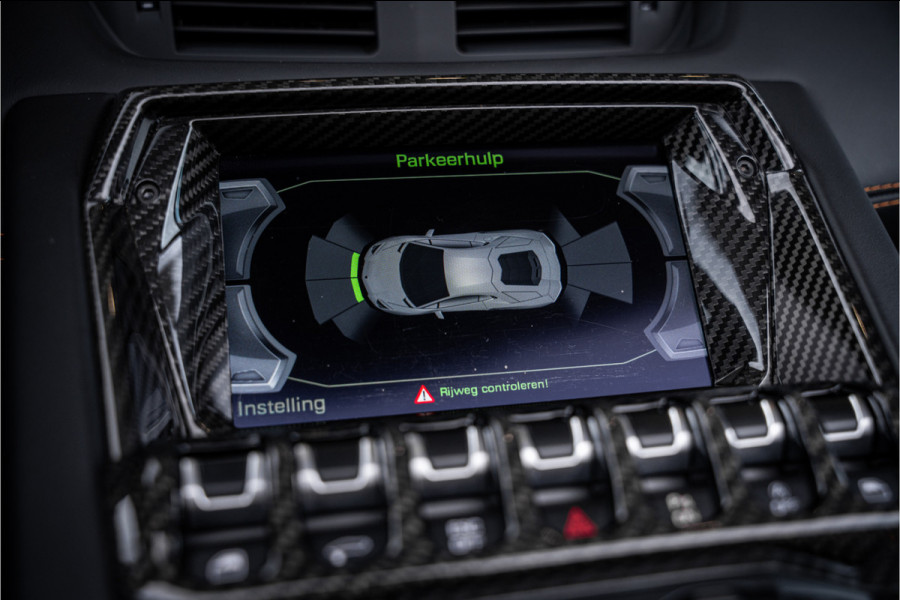 Lamborghini Aventador 6.5 V12 S - Roadster | Lift | Personam + Carbon Package | Sensonum
