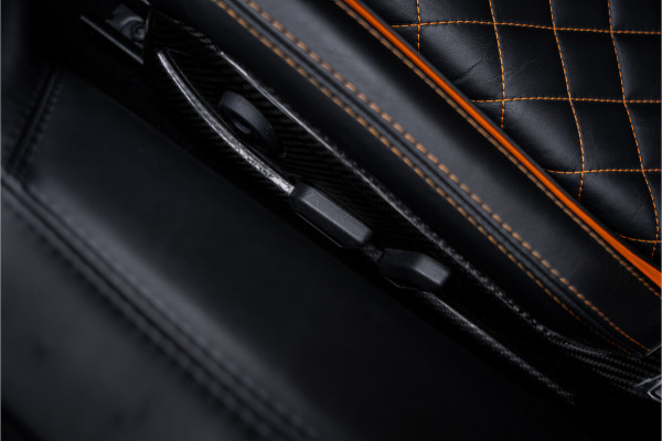 Lamborghini Aventador 6.5 V12 S - Roadster | Lift | Personam + Carbon Package | Sensonum