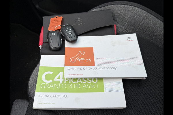 Citroën C4 Picasso BWJ 2017 | 1.2PT 131PK Feel | CLIMA | TREKHAAK | CAMERA | NAVI | PDC | CRUISE | LICHTMETAAL |