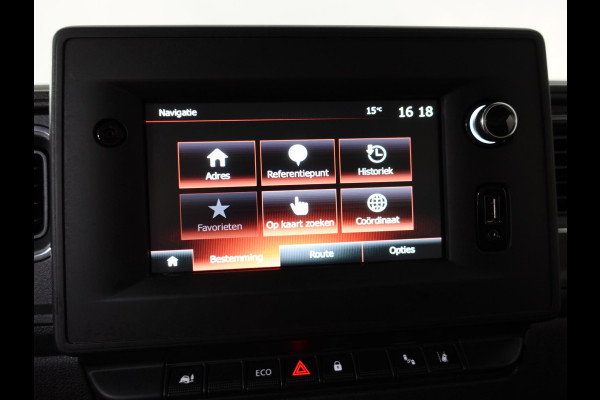 Renault Master 135PK L2H2 Work Edition Airco Cruise Control Camera Navigatie Parkeersensoren Trekhaak