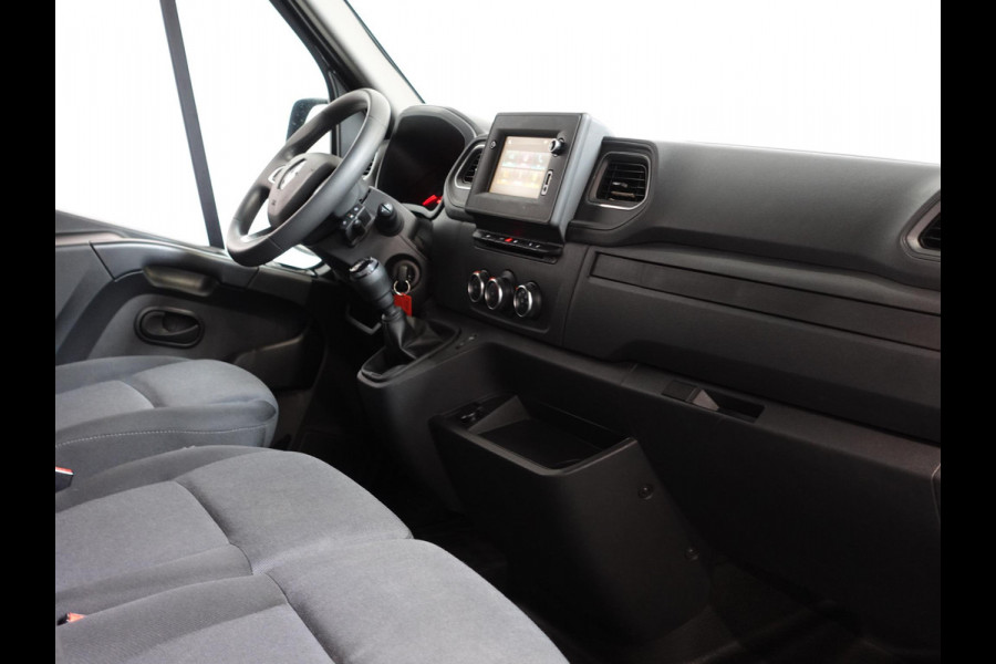 Renault Master 135PK L2H2 Work Edition Airco Cruise Control Camera Navigatie Parkeersensoren Trekhaak