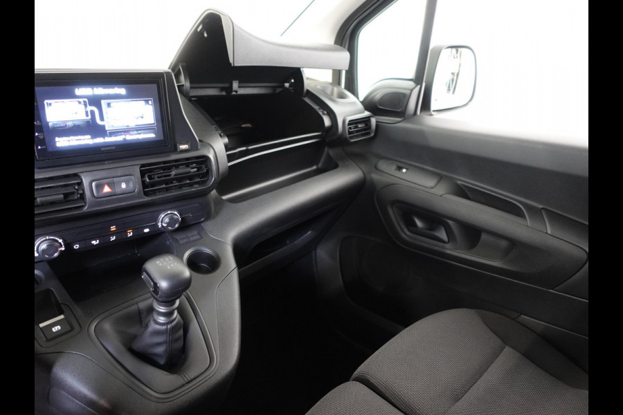 Peugeot Partner 1.5 BlueHDi 100pk L2 Trekhaak Navigatie Airco Apple Carplay Cruise Control 3-Zits Euro6