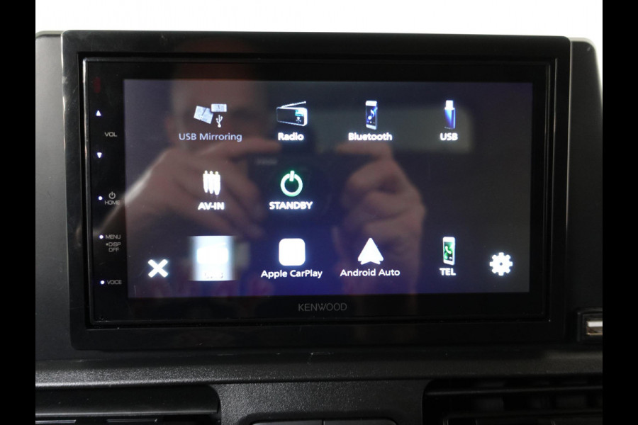 Peugeot Partner 1.5 BlueHDi 100pk L2 Trekhaak Navigatie Airco Apple Carplay Cruise Control 3-Zits Euro6
